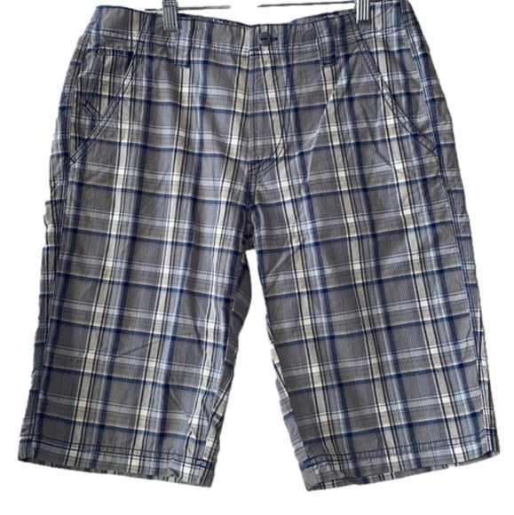 Calvin Klein Jeans Men's Plaid Shorts - Picture 2 of 7